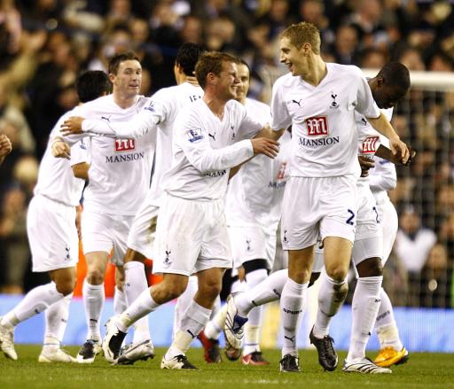 19岁5个月！马林成为巴黎近33年最年轻先发门将（19岁5个月，马林刷新巴黎近33年来最年轻首发门将纪录）