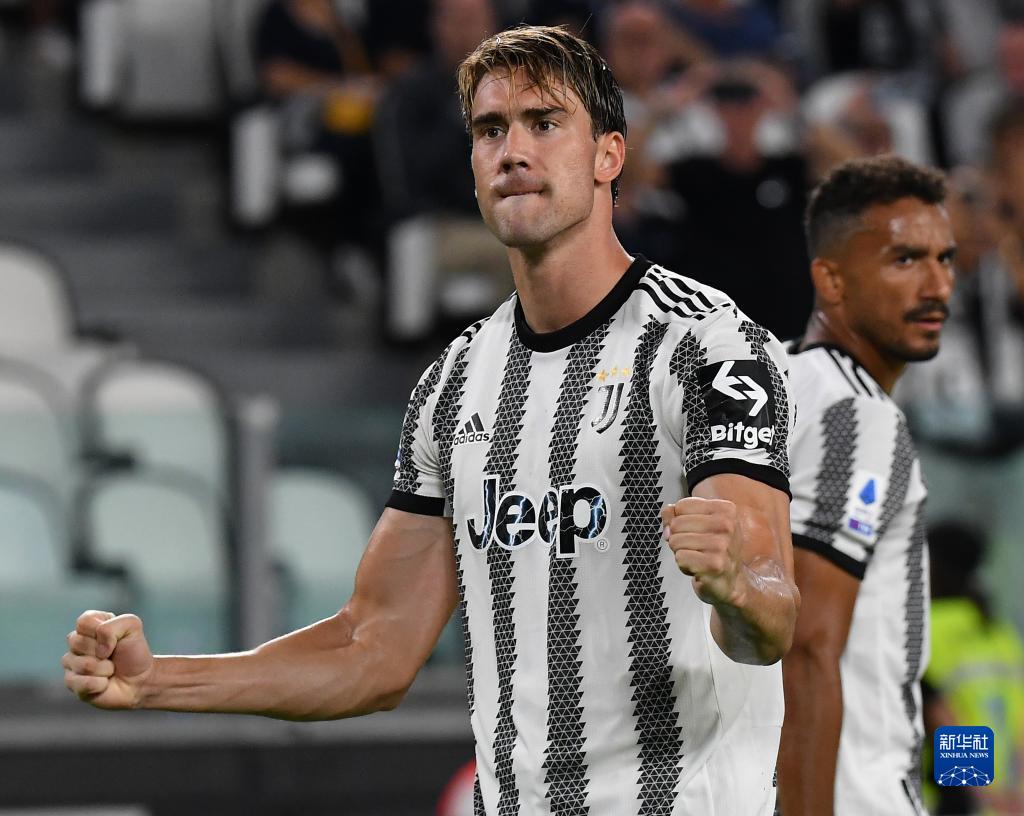 皇马欧冠战曼城成阿隆索最后机会，高层已启动齐达内克洛普接任计划（皇马欧冠对阵曼城或为阿隆索最后窗口，高层已启动齐达内、克洛普接任方案）