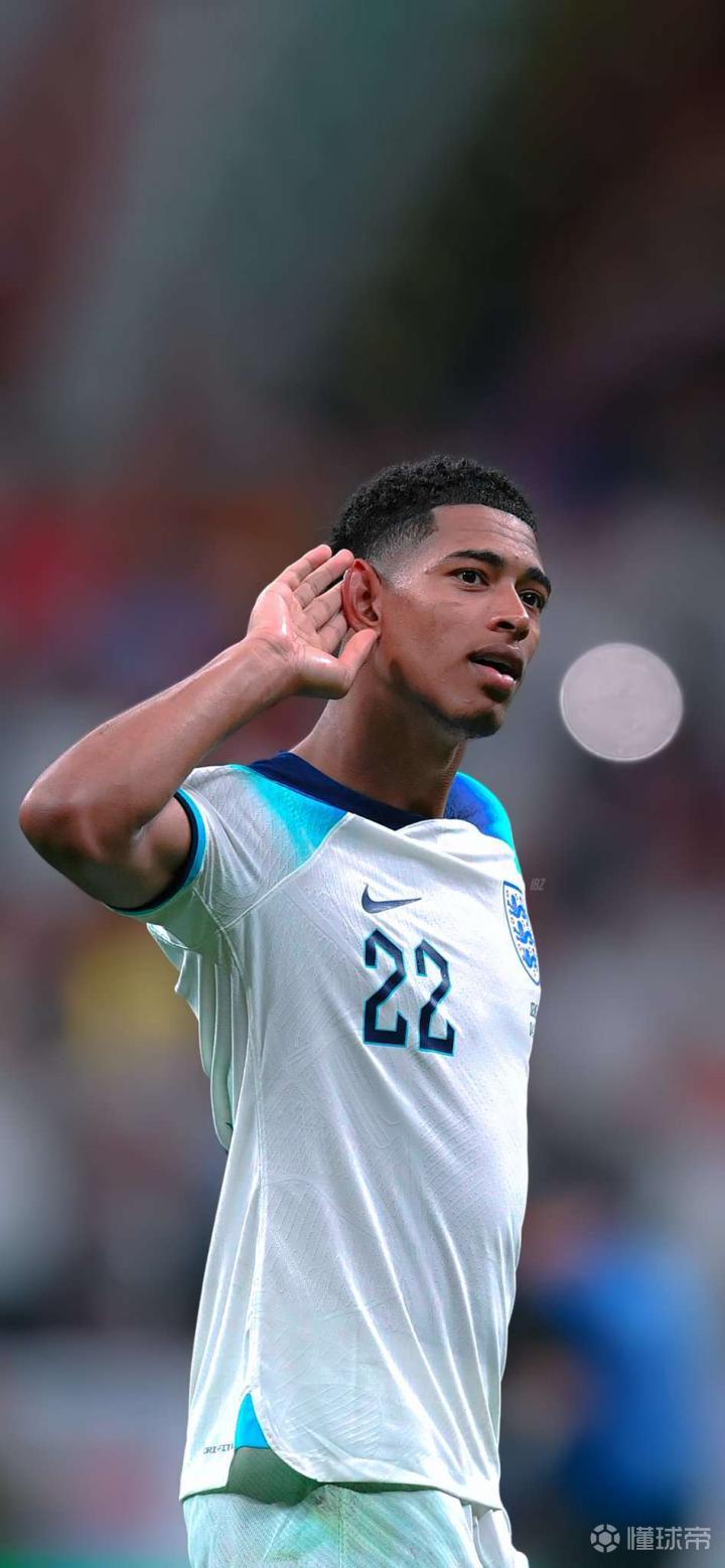 亨利：皇马应该相信阿隆索，上任半年就下课那太荒谬了（亨利：皇马应信任阿隆索，执教半年就解雇太荒唐）