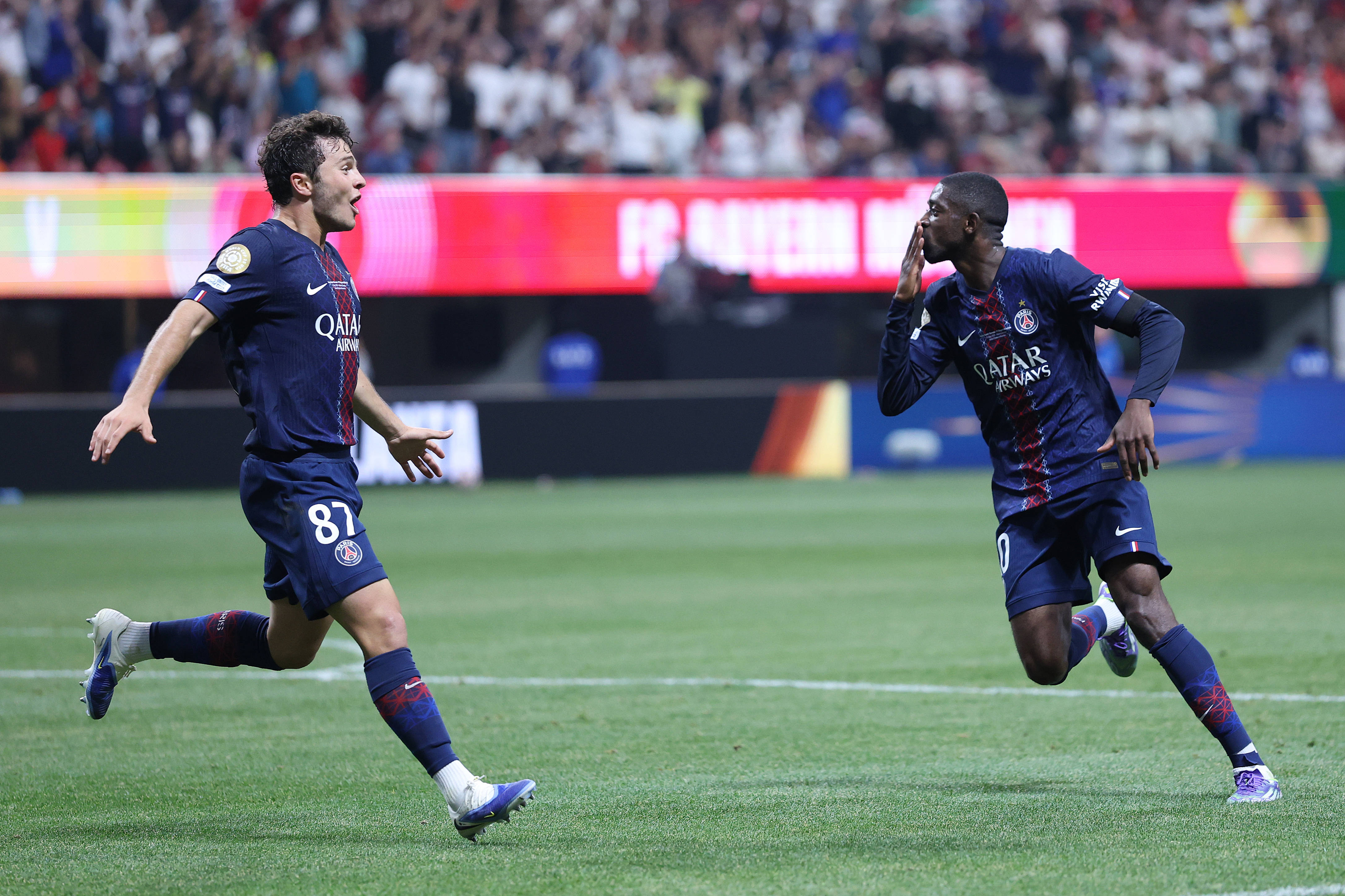 亚冠二级战报：布伦纳帽子戏法，南定绿钢9-0狂胜东方（亚冠二级速报：布伦纳上演帽子戏法，南定绿钢9比0横扫东方）