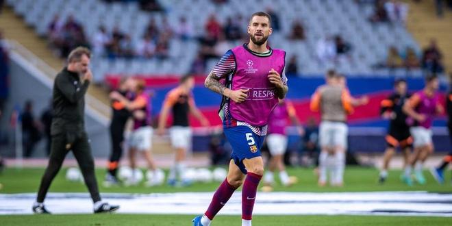 双核联手爆发！哈登&伦纳德首节得分都上双（双星同耀！哈登与伦纳德首节齐取两位数）