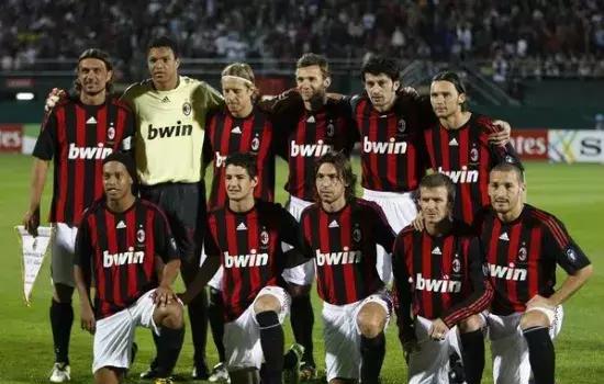 TA：亚马尔能在关键时刻站出来；巴萨需解决球队的防守问题（TA：亚马尔关键时刻挺身而出，巴萨必须解决防守短板）