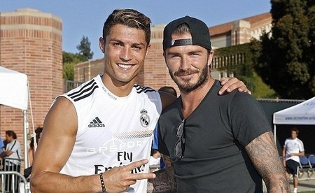 尤文vs帕福斯：伊尔迪兹搭档戴维，洛卡特利、坎比亚索出战（尤文战帕福斯：伊尔迪兹携手戴维，洛卡特利与坎比亚索登场）