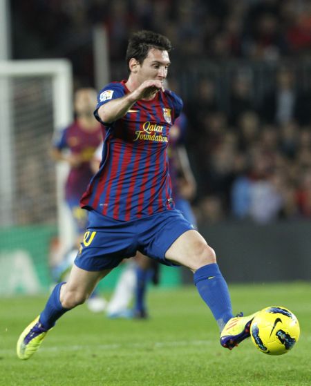 西班牙战胜德国卫冕女足欧国联，大都会球场吸引超5万人观赛