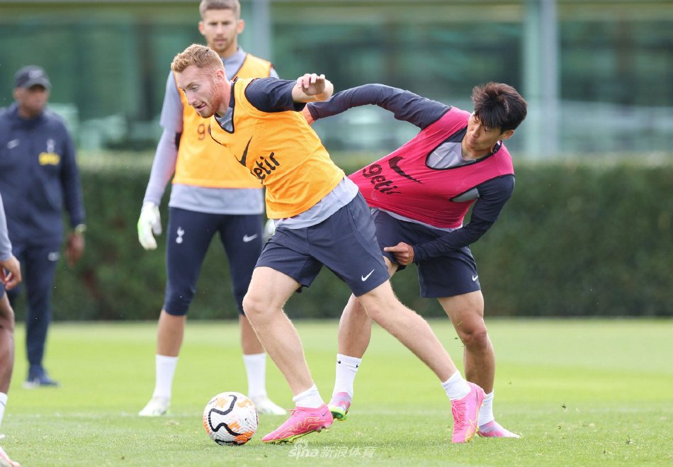 Dro的崛起：巴萨新星在马竞之战中展翅高飞（Dro爆发：巴萨新星对阵马竞一战成名）