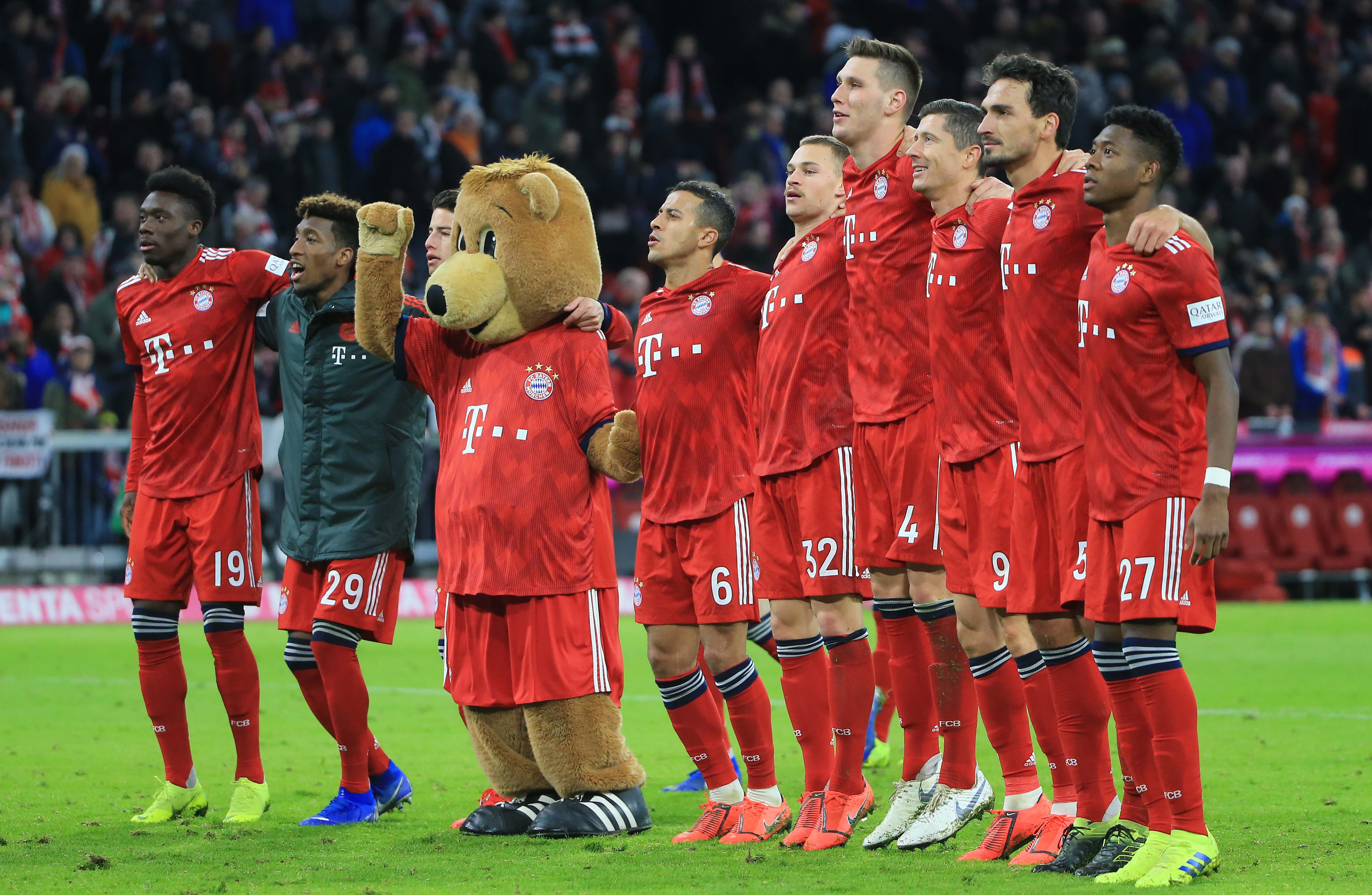 掘金约基奇豪取三双末节爆发（掘金核心约基奇轰三双 末节统治全场）