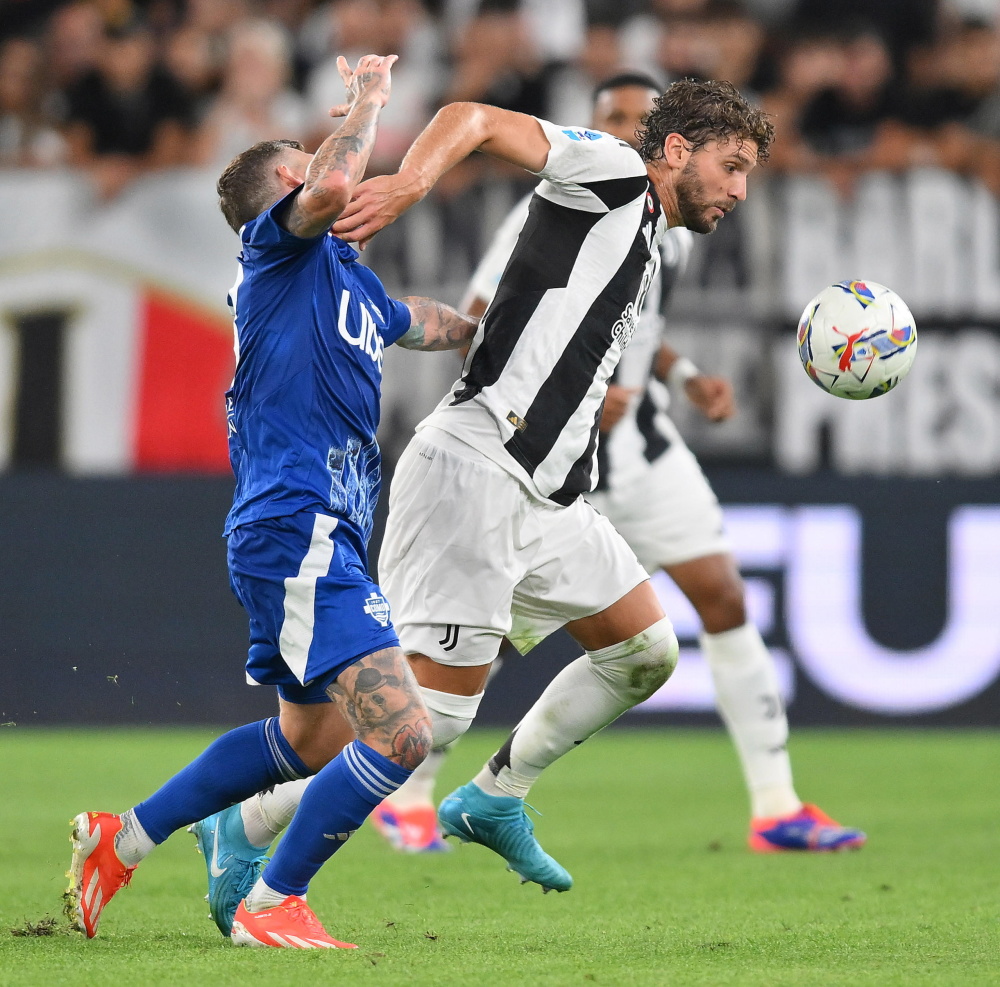 回购价2300万欧，记者：国米预计会在明夏买回小斯坦科维奇（记者：国米计划明夏以2300万欧回购小斯坦科维奇）