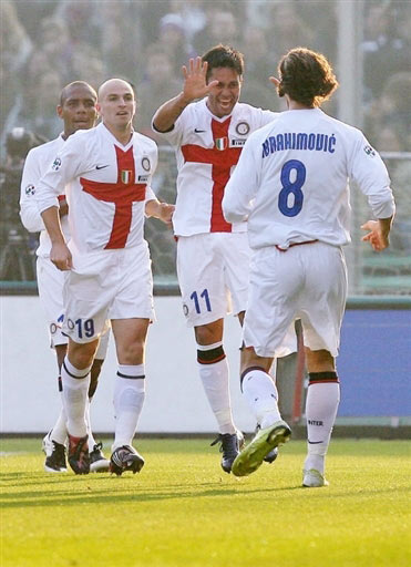 2025年K1最佳阵：洪正好、朴镇燮入选，仅2名外援在列（2025年K1最佳阵容揭晓：洪正好、朴镇燮上榜，外援仅两席）