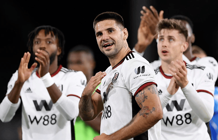 姆巴佩：这场比赛对球迷来说非常精彩，但对球员来说则不然（姆巴佩：球迷看得过瘾，球员踢得并不舒服）