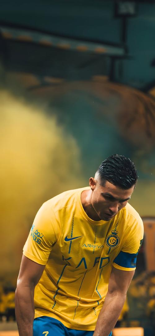 摸吉祥物女演员胸部，前塞尔塔队长马略被判赔偿1000欧（前塞尔塔队长马略因不当触碰吉祥物女演员胸部被判赔偿1000欧元）