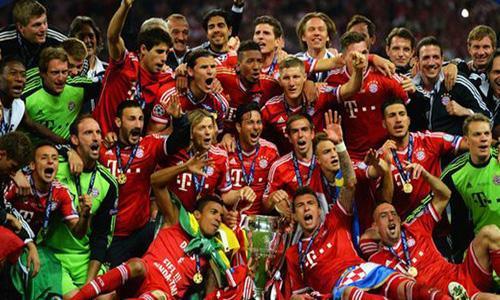 梅开二度，弗格森成为第3位代表意大利球队欧战进球的爱尔兰人（独中两元，弗格森成第3位为意大利球队在欧战建功的爱尔兰球员）